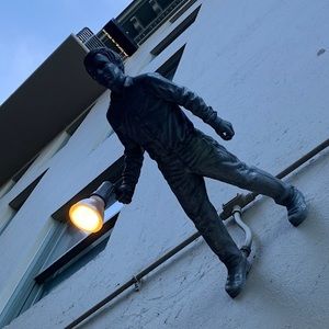 Meet your Posher, Todd